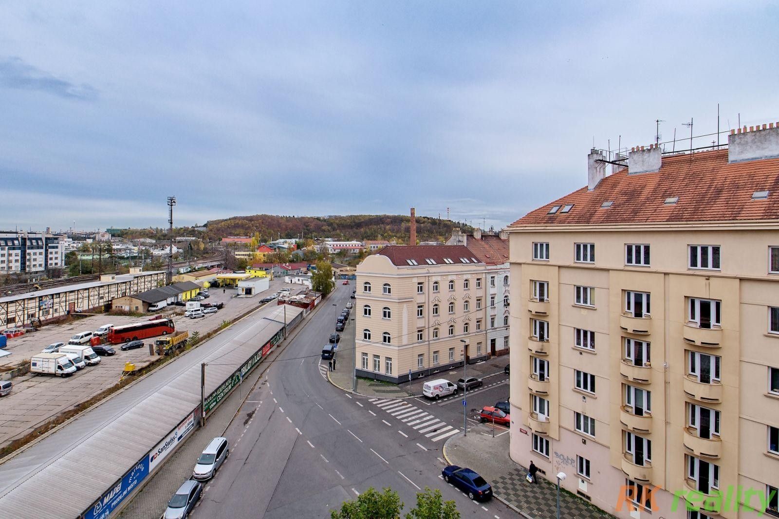 Byt 1+kk · 39 m² · V Horkách, Praha - 4