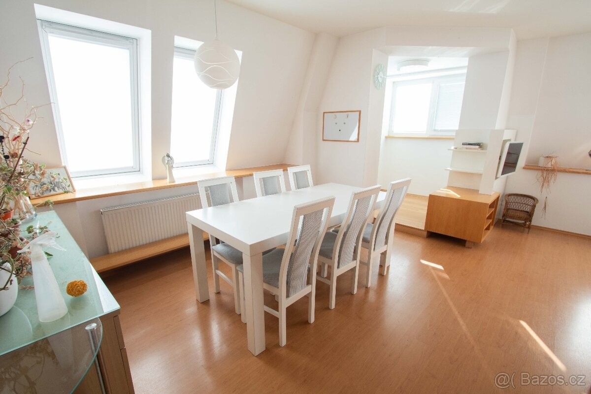 Prodej byt - Uherské Hradiště, 686 05