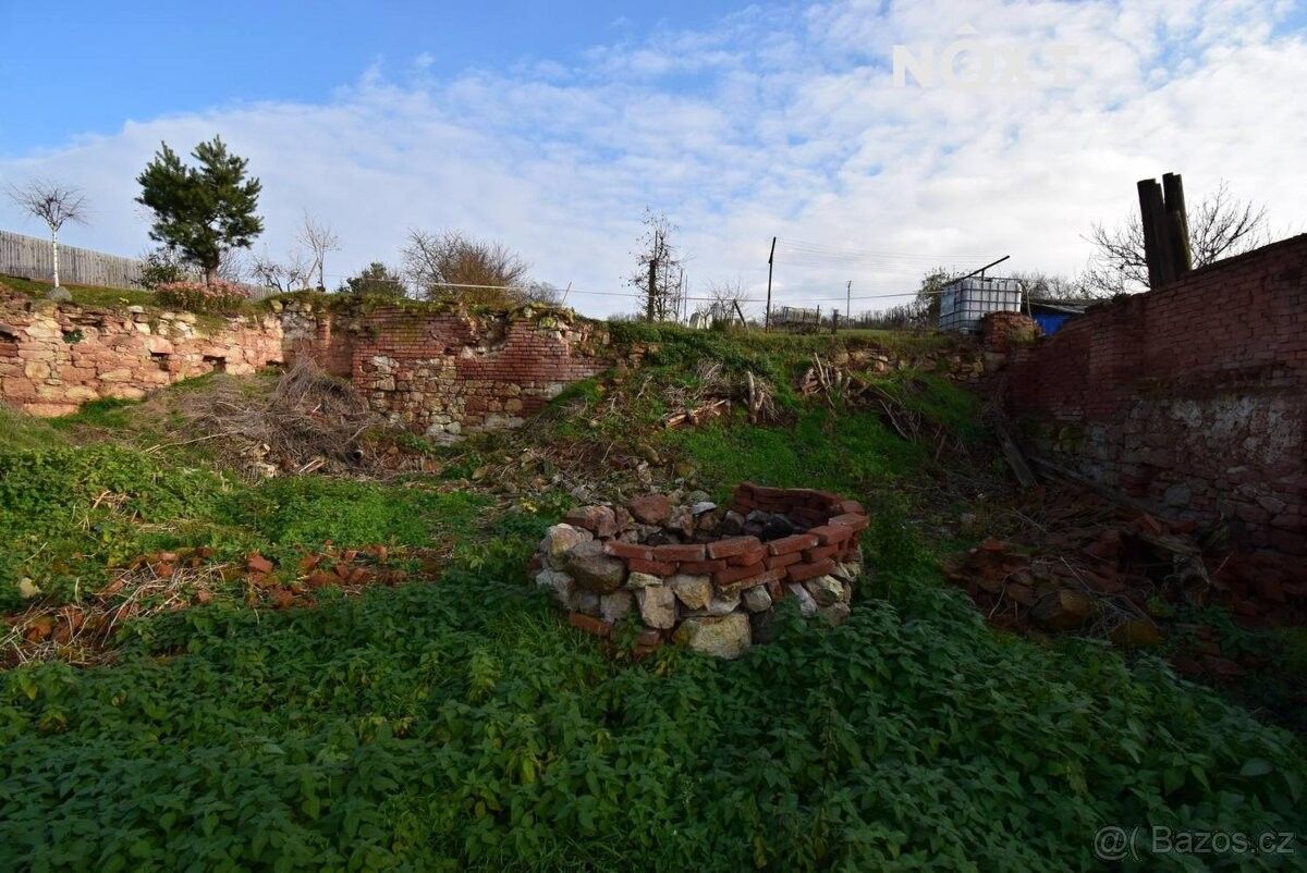 Prodej pozemek pro bydlení - Blšany, 439 88