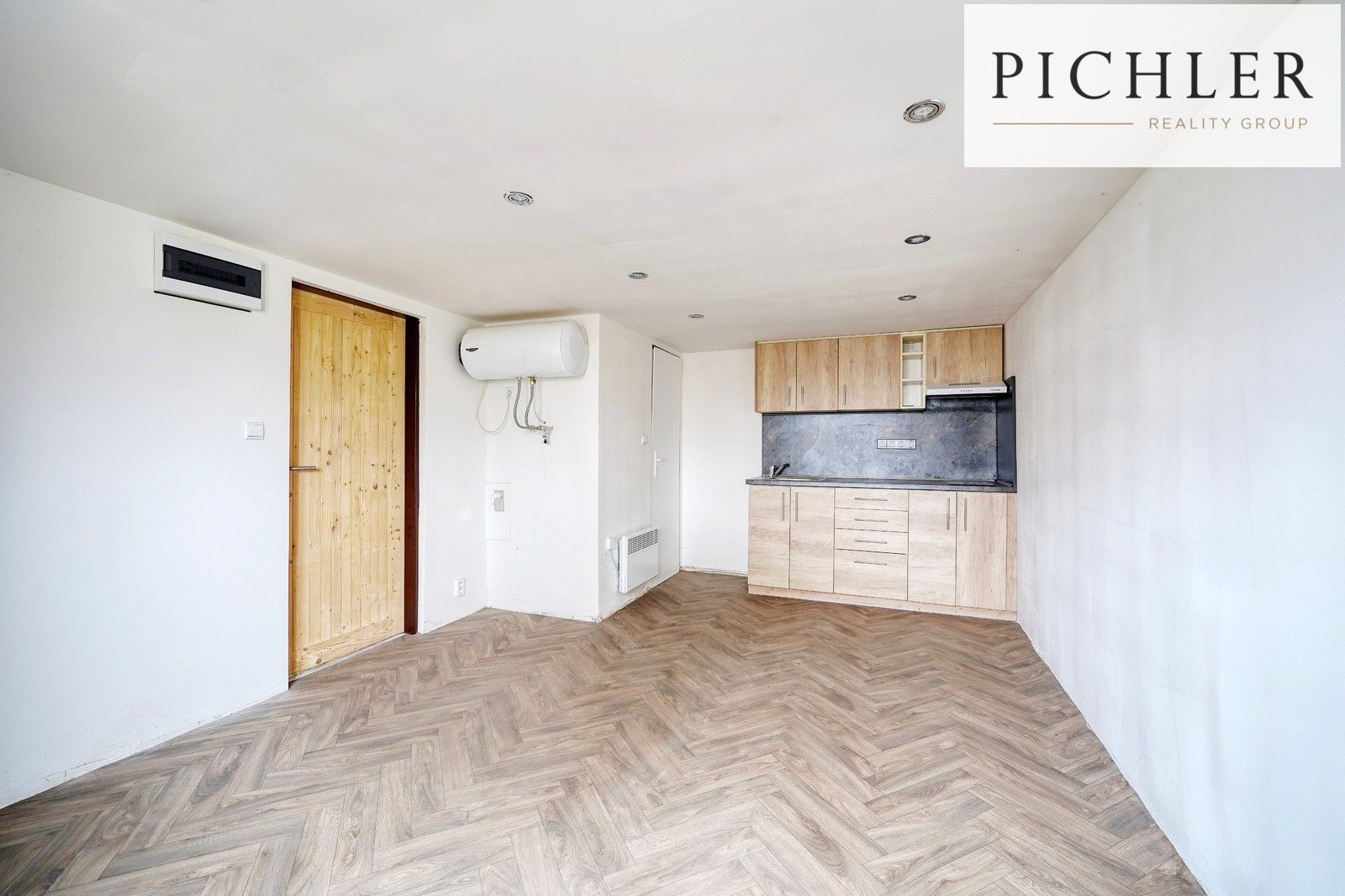 1+kk, Chotíkov, 19 m²