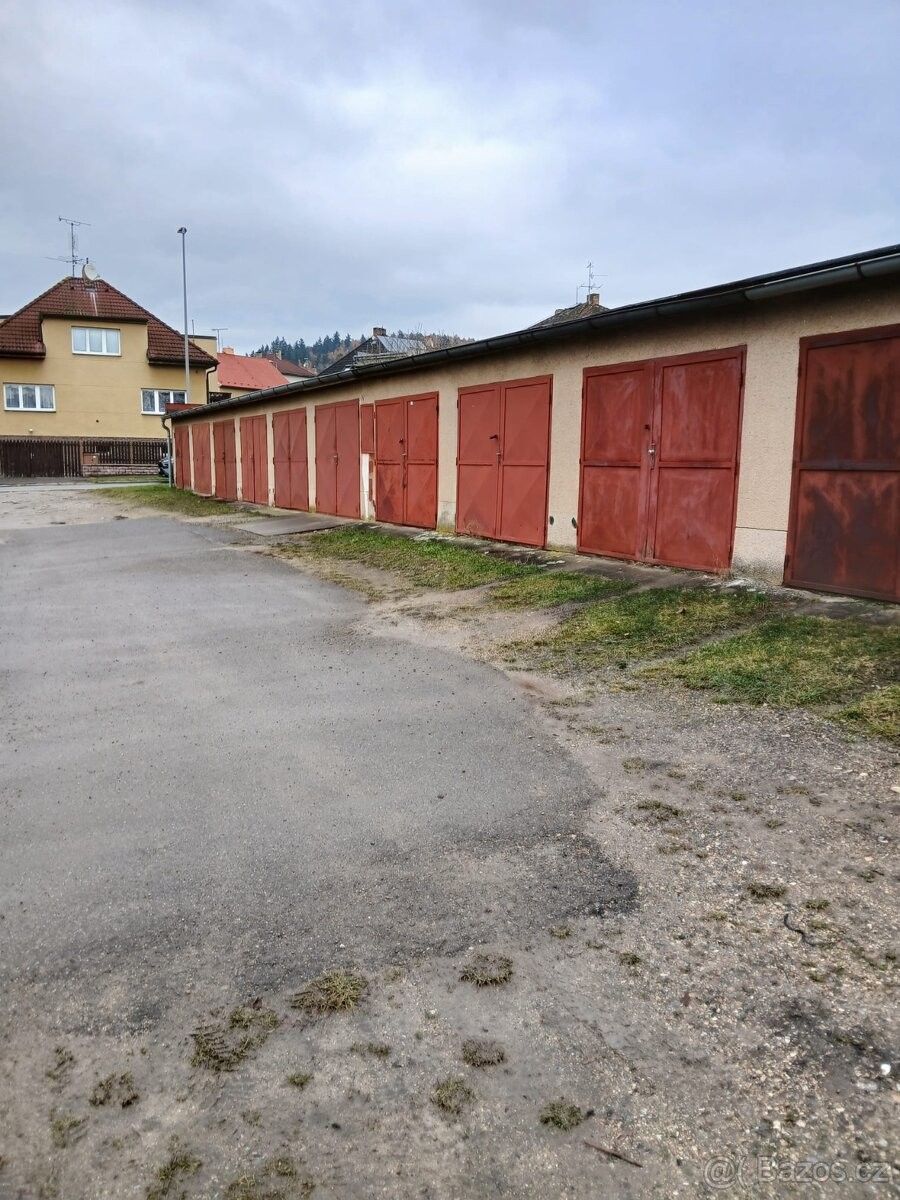 Garáže, Písek, 397 01
