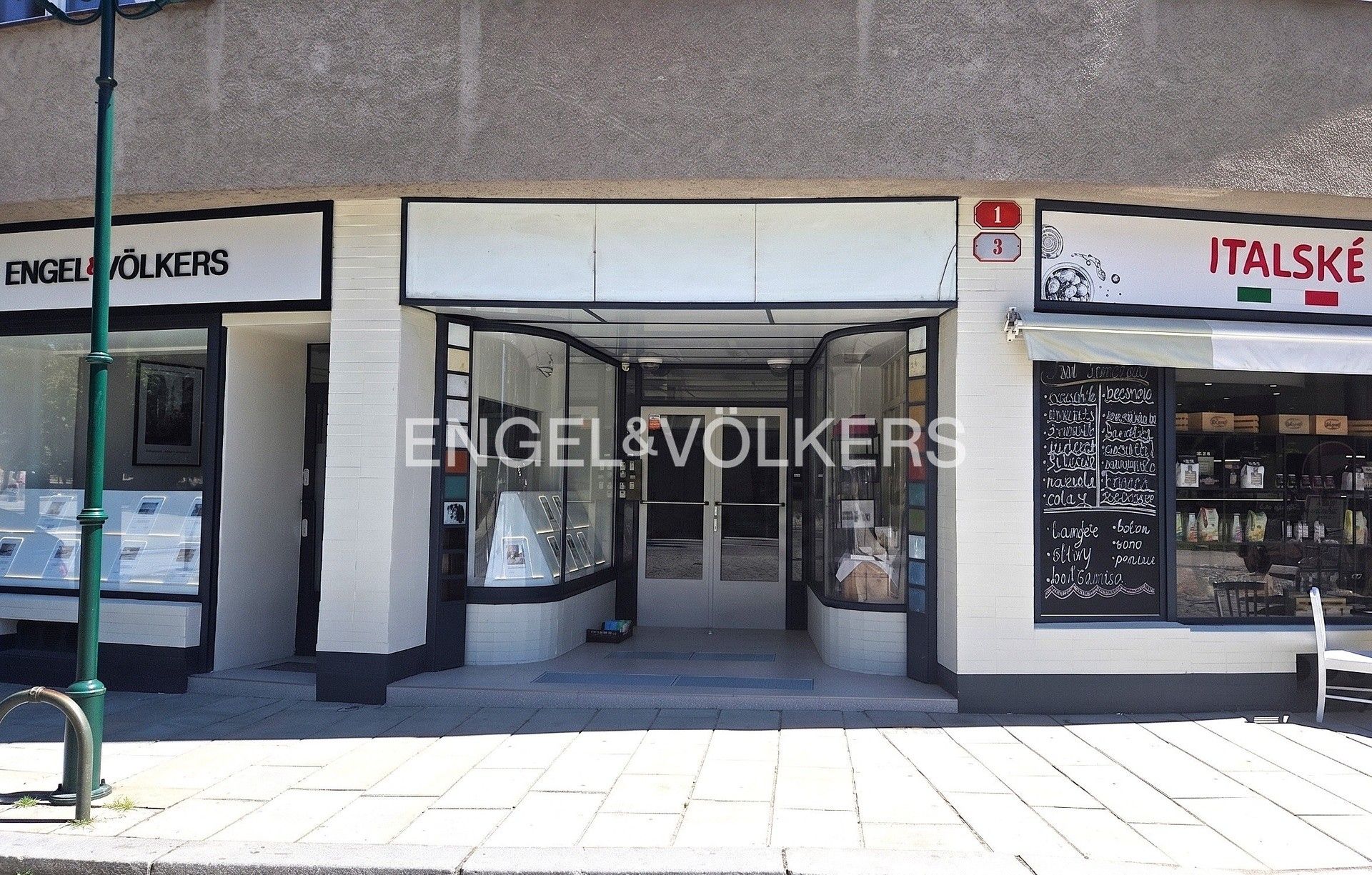 Sklady, U Zvonu 3, Plzeň Východní Předměstí, 16 m² - 2