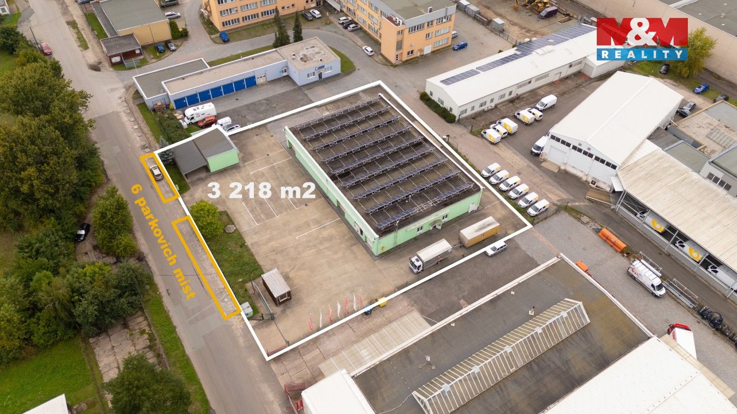 Pronájem sklad - Stavební, Hradec Králové, 1 072 m²