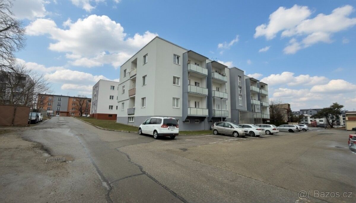 Byty, Pohořelice, 691 23