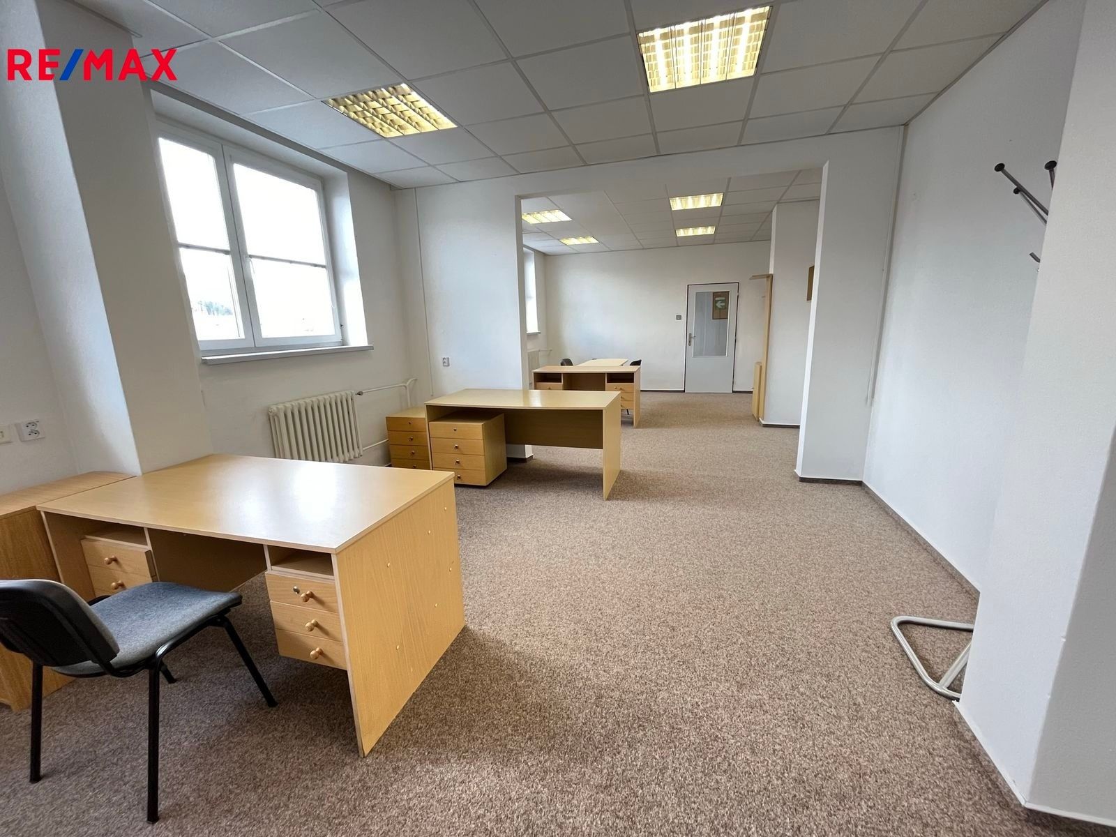 Pronájem kancelář - 4. května, Vsetín, 40 m²