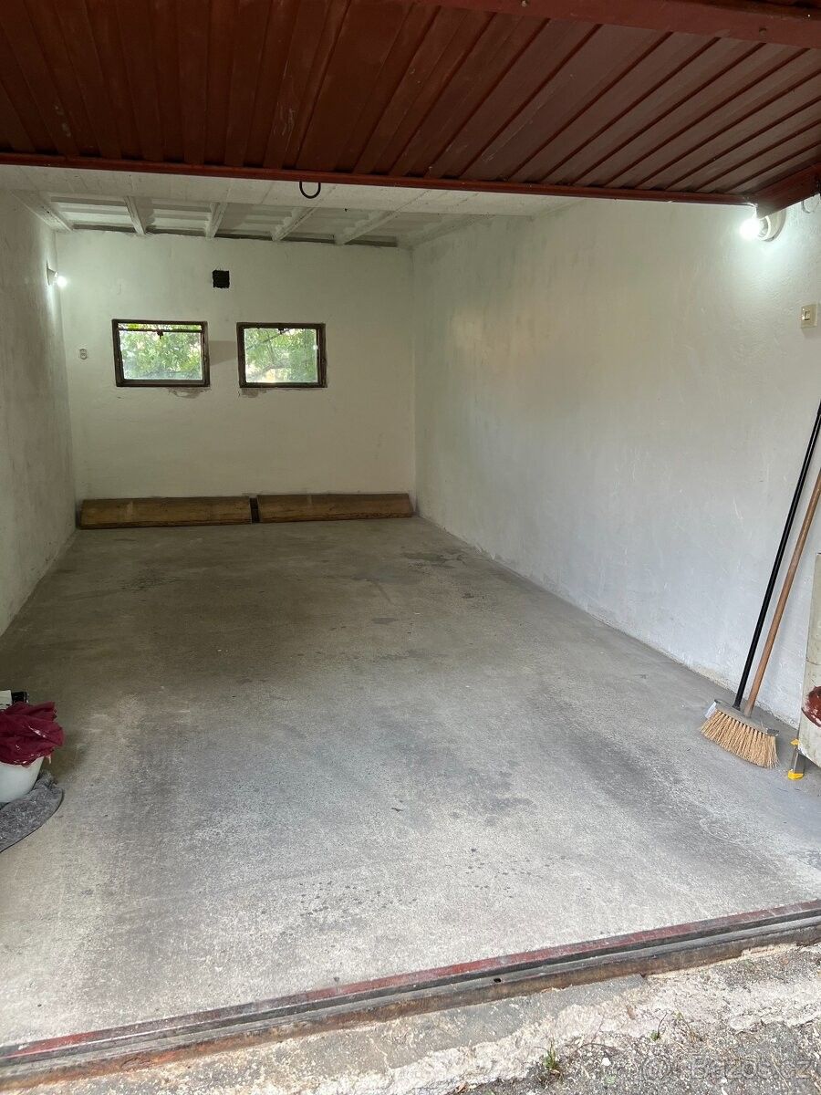 Garáže, Česká Třebová, 560 02 - 2