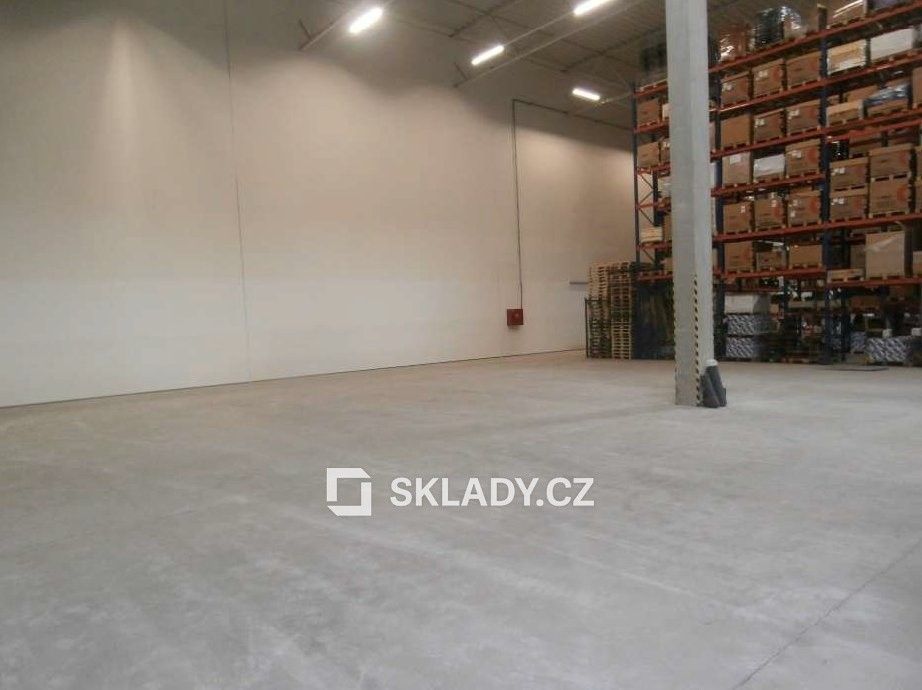Sklady, Ostrava, 608 m² - 1