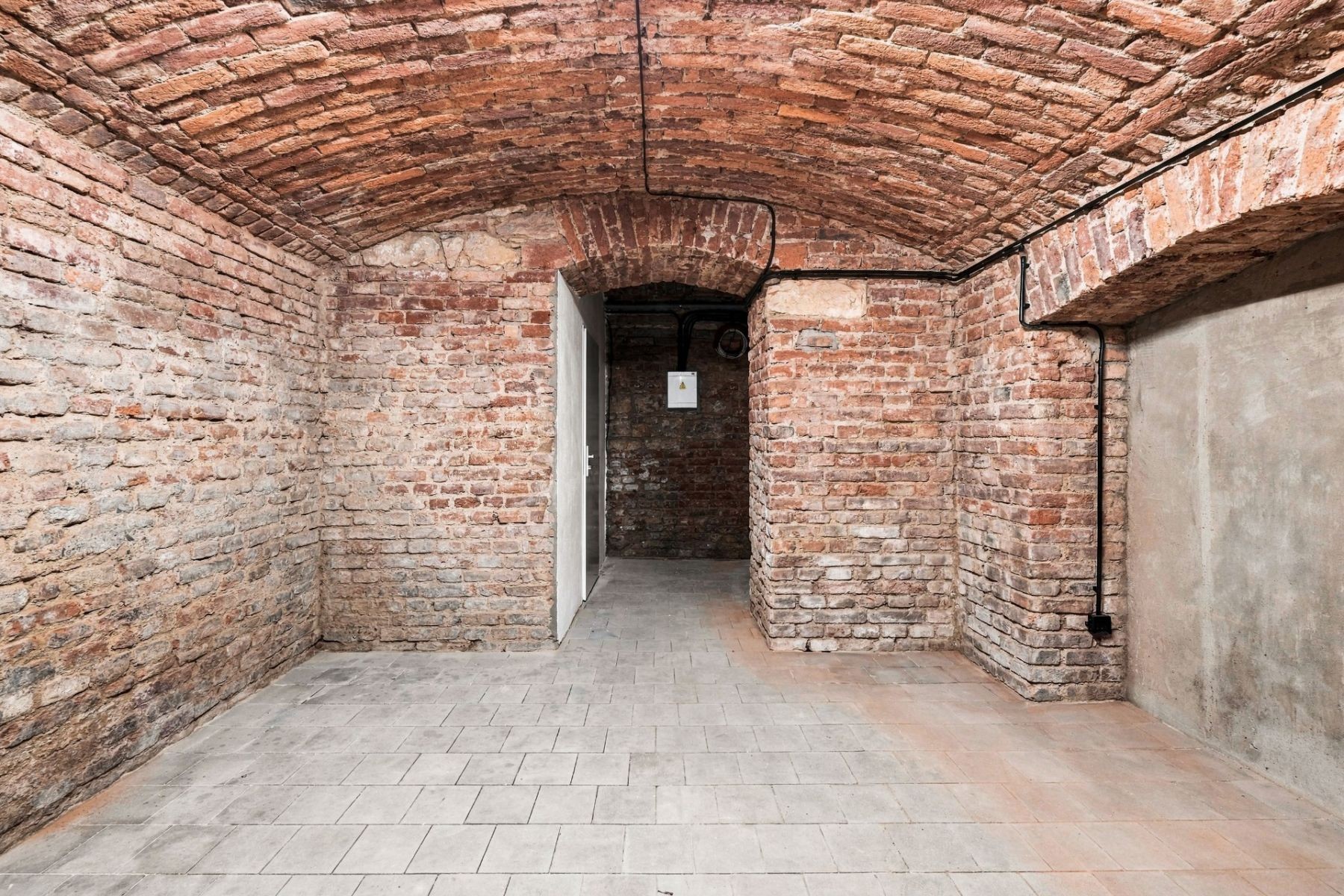 Obchodní prostory, 26 m²