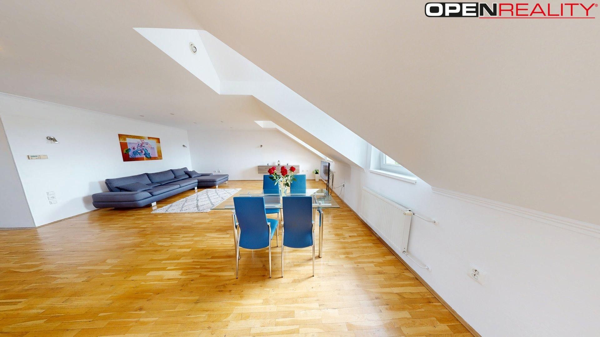 Prodej byt 3+kk - Nádražní, Strážnice, 109 m²