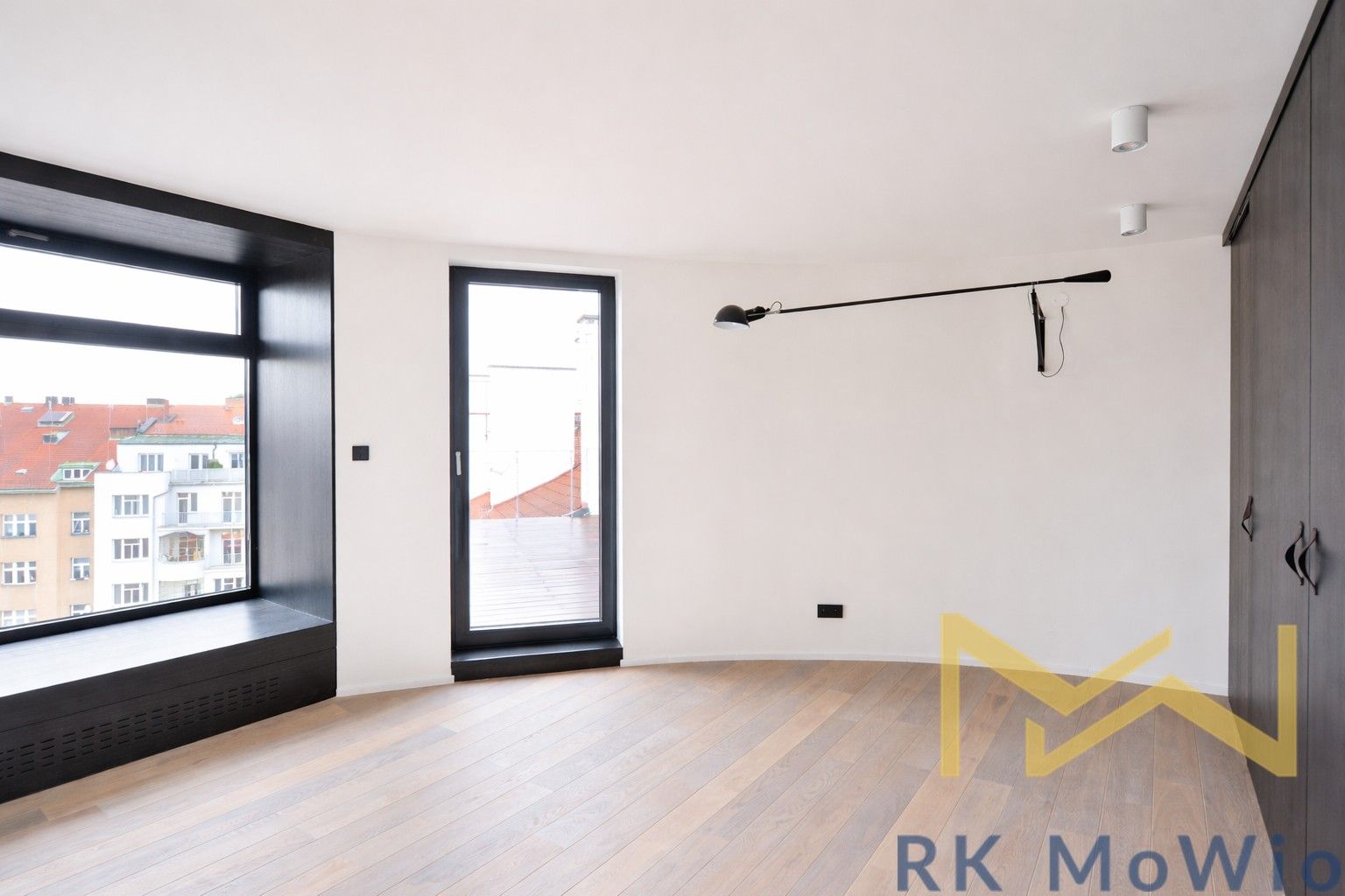 Byt 2+kk · 60 m² · náměstí Jiřího z Poděbrad, Praha - 3