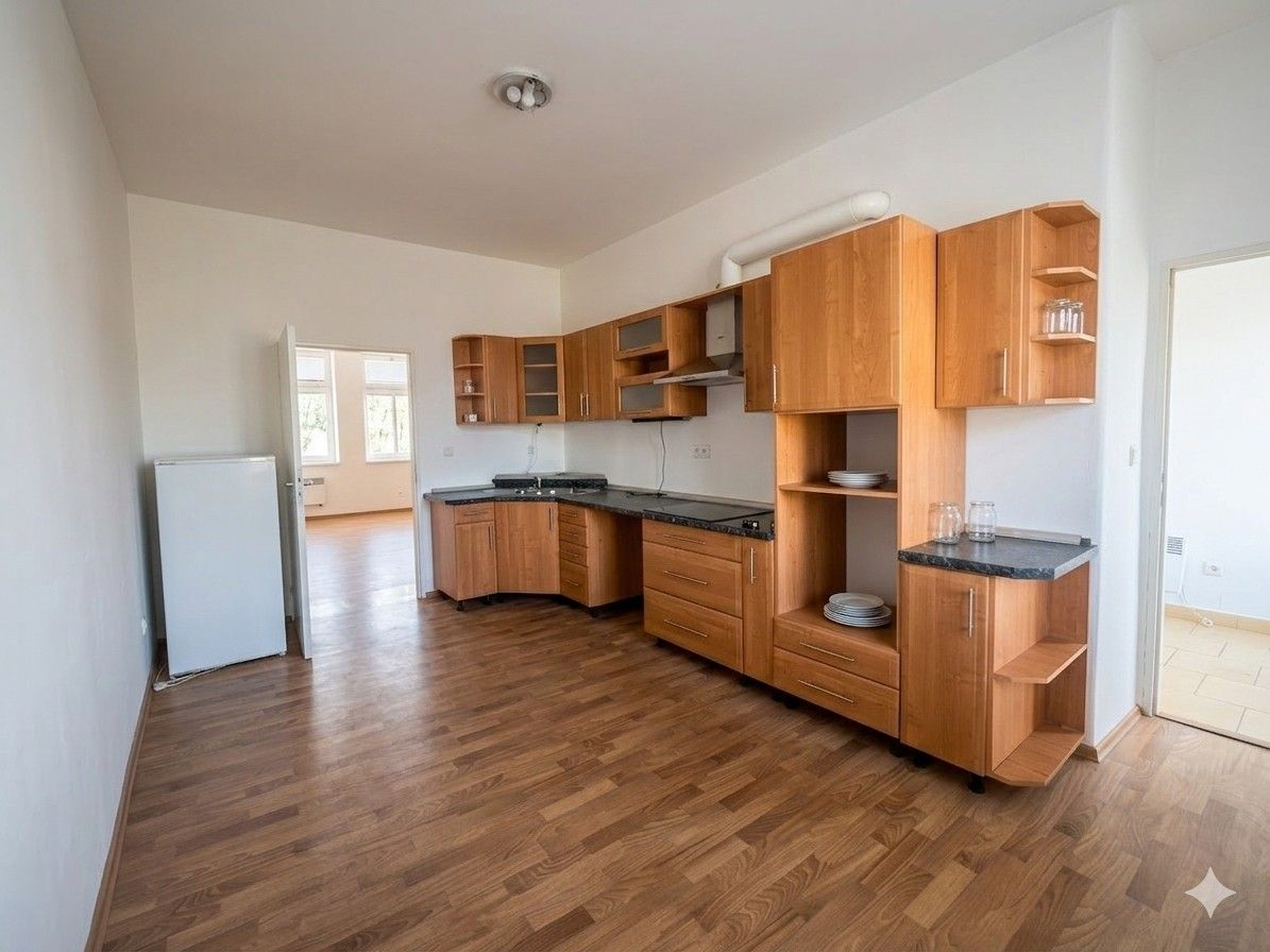 Pronájem byt - Valašské Klobouky, 766 01