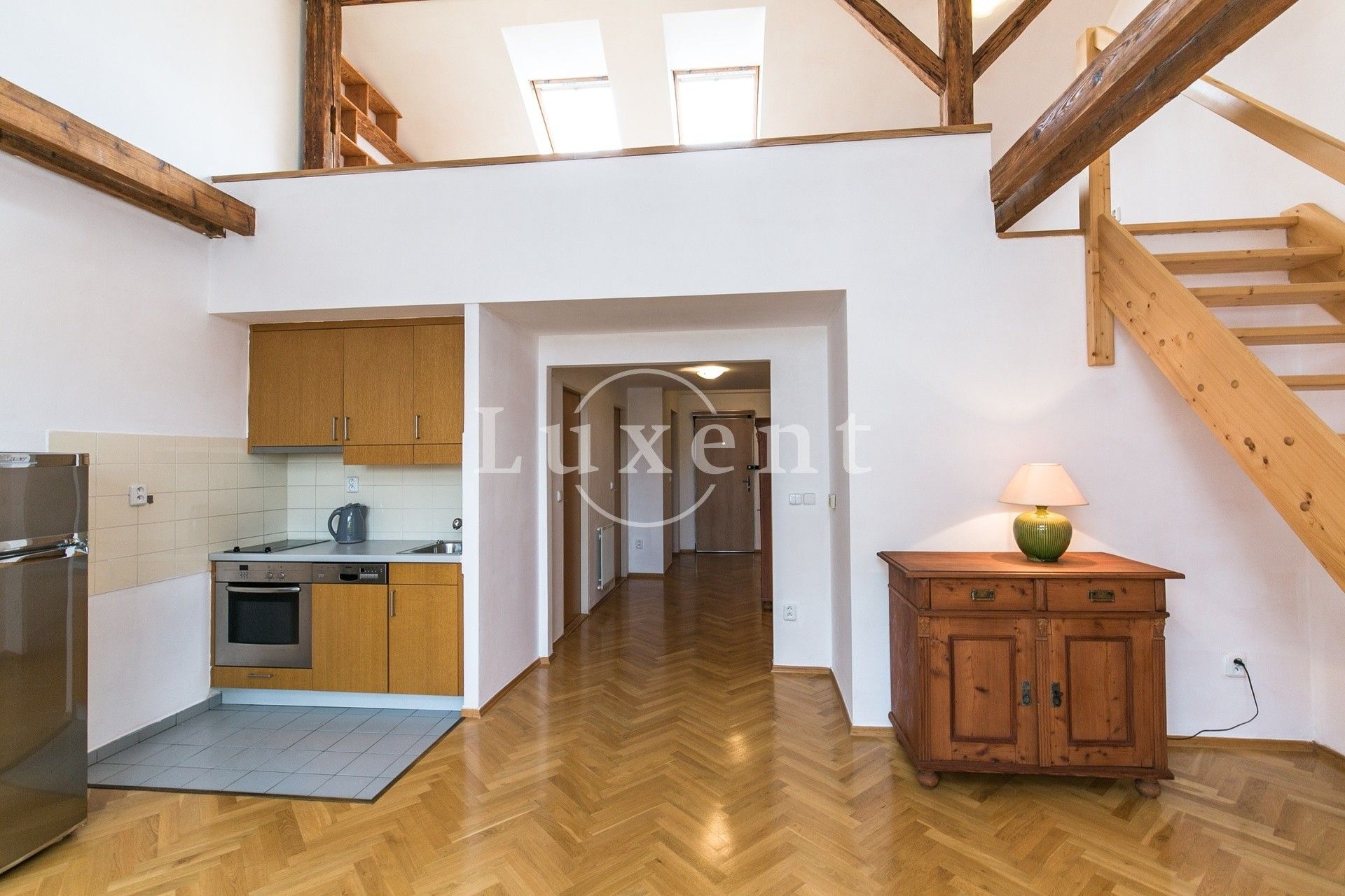 Pronájem byt 2+kk - Dělnická, Praha, 63 m²