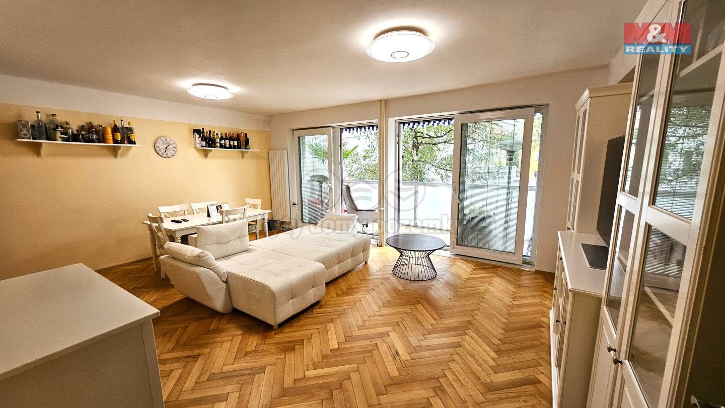 Byt 3+1 · 90 m² · Ortenovo náměstí, Praha - 3