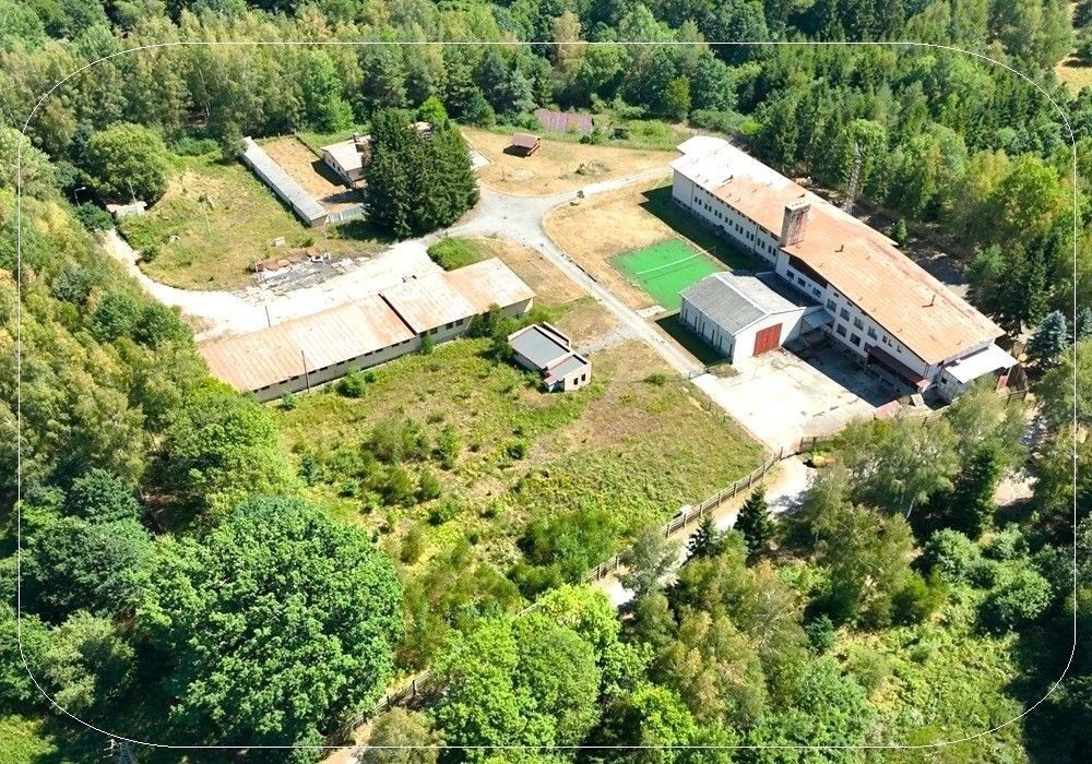 Ubytovací zařízení, Libá, 2 900 m² - 1