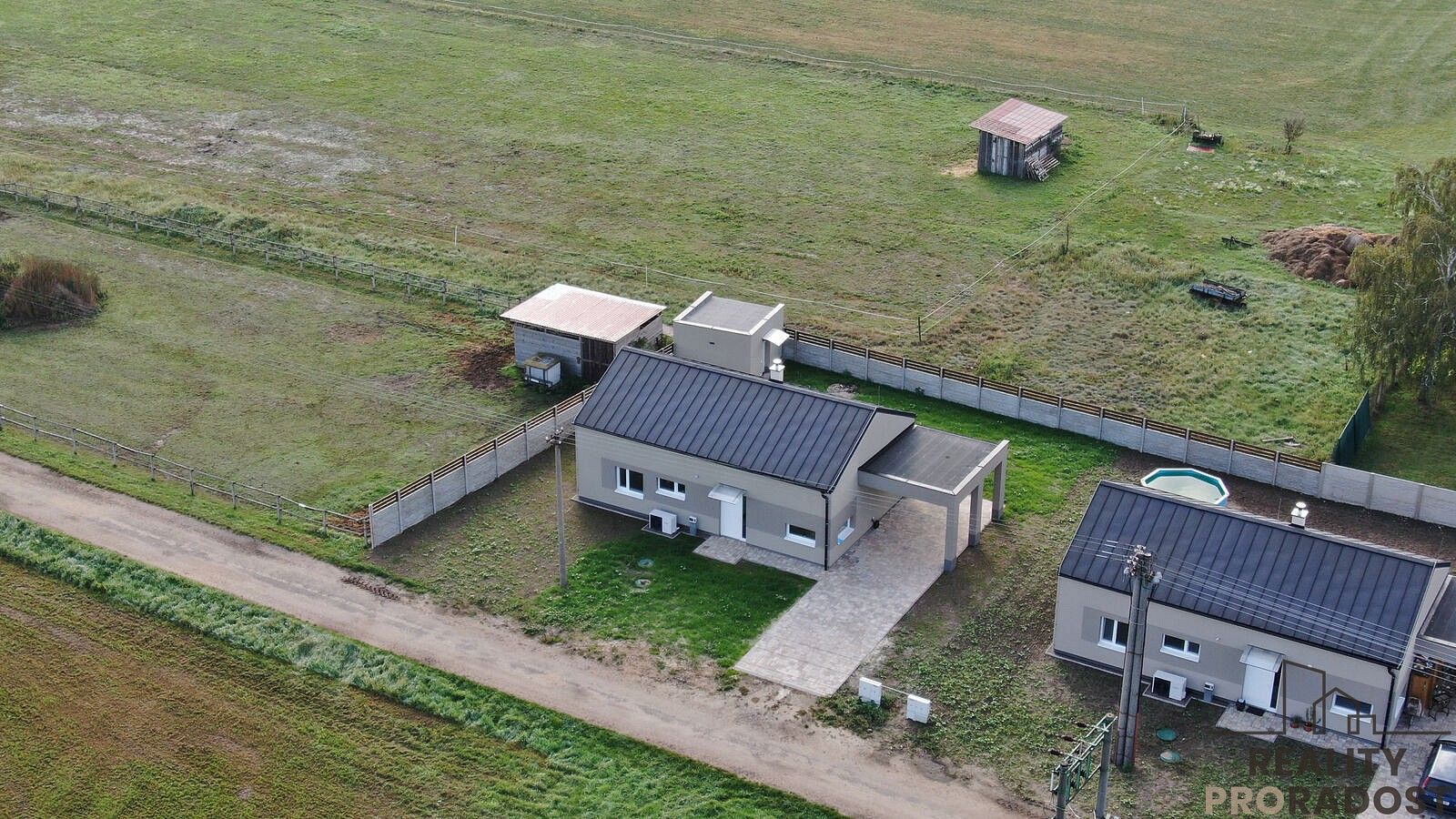 Rodinné domy, Kladruby nad Labem - Bílé Vchynice, okres Pardubice, Pardubický kraj, 123 m² - 1