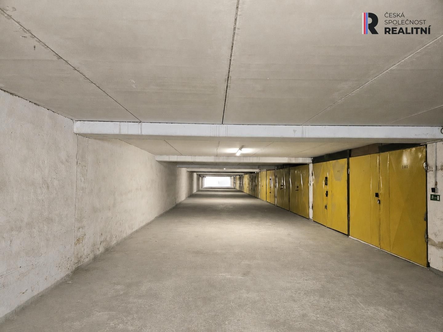 Garáže, Manželů Dostálových 1436, Praha Kyje, 18 m² - 1