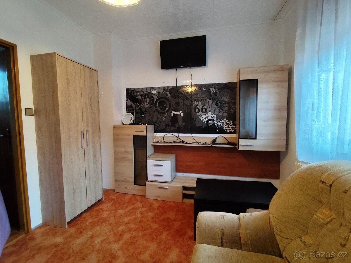 Pronájem byt - Náměšť nad Oslavou, 675 71