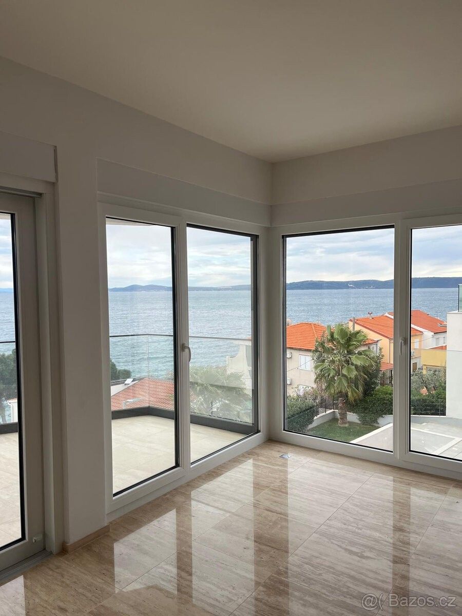 Prodej rodinný dům - Praha, 110 00