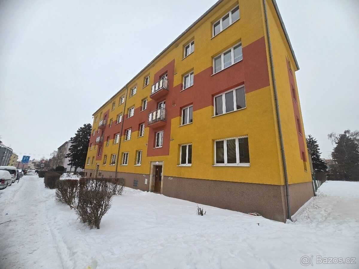 Pronájem byt - Jirkov, 431 11