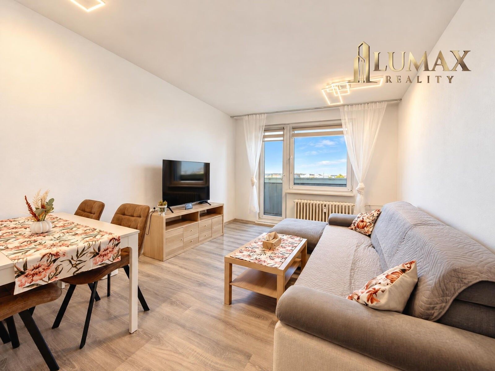Prodej byt 2+1 - Unhošťská, Kladno Kročehlavy, 52 m² - 5