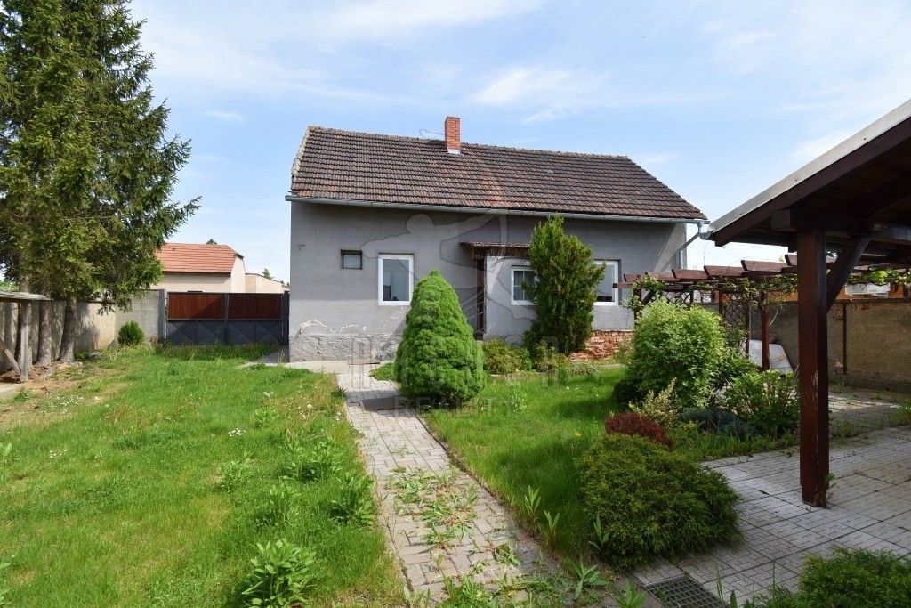 Rodinné domy, Hostín u Vojkovic, 78 m²