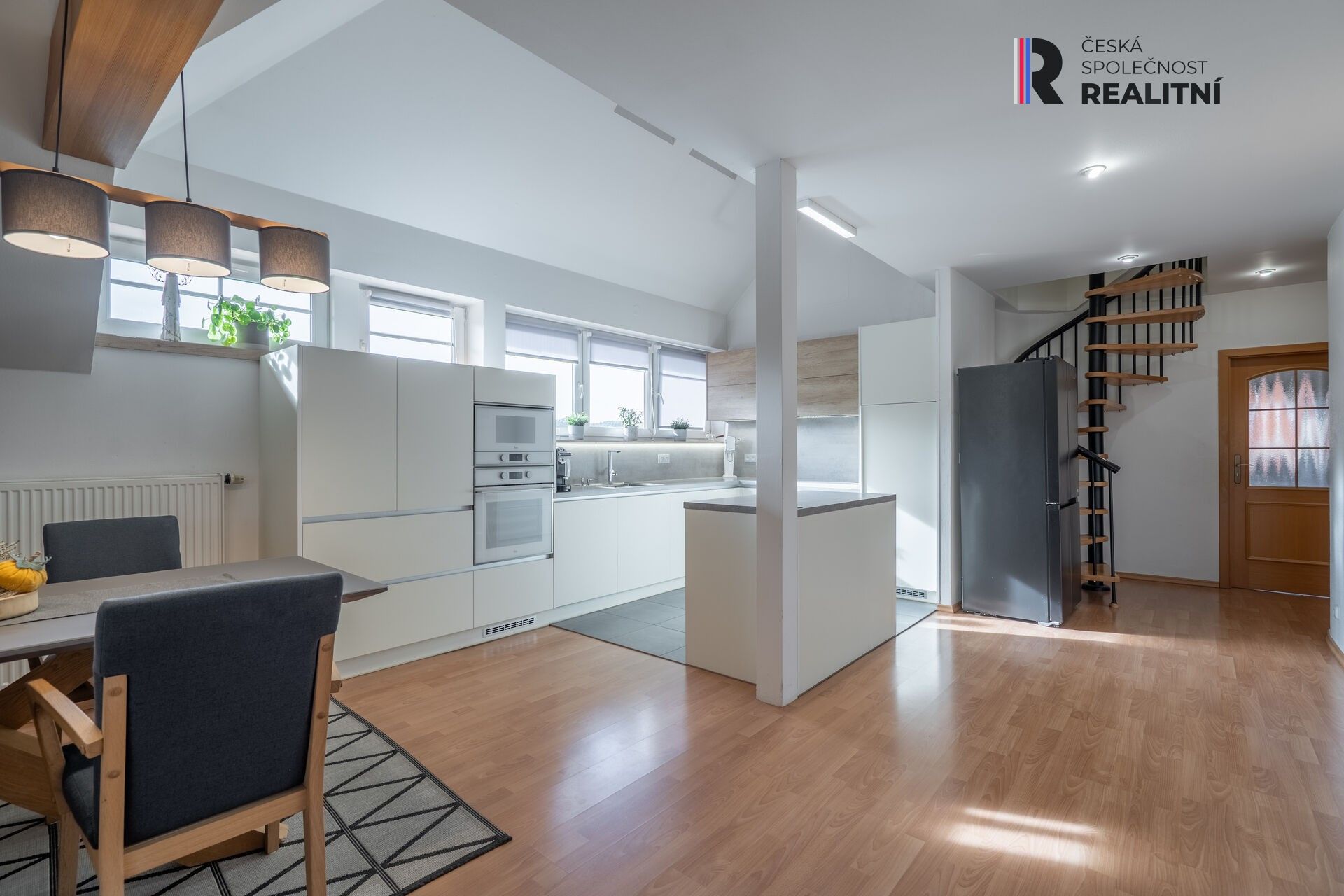 Prodej byt 4+kk - Masarykova, Luhačovice, 195 m²