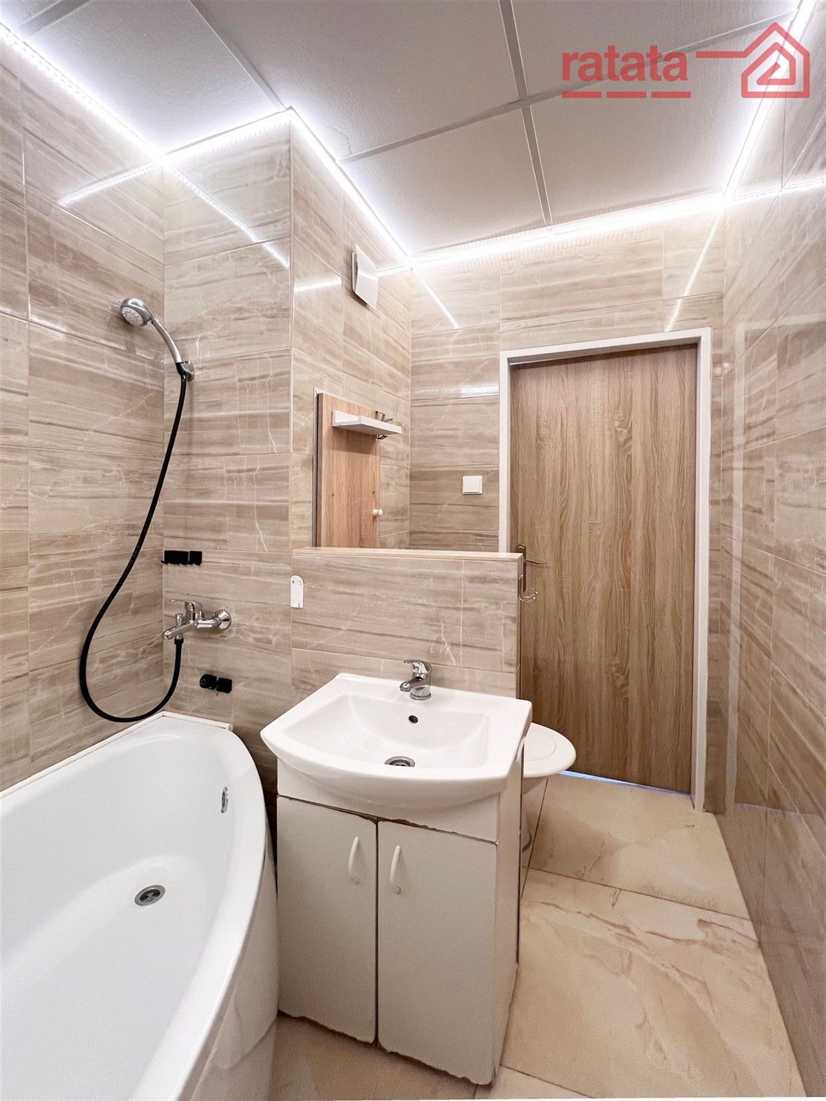 Pronájem byt 3+1 - Školní, Klášterec nad Ohří, 66 m²