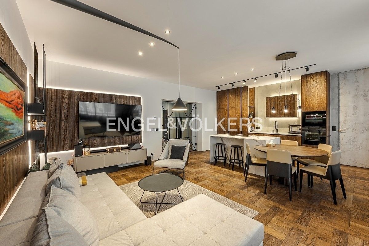 3+kk, Elišky Krásnohorské, Praha, 105 m²