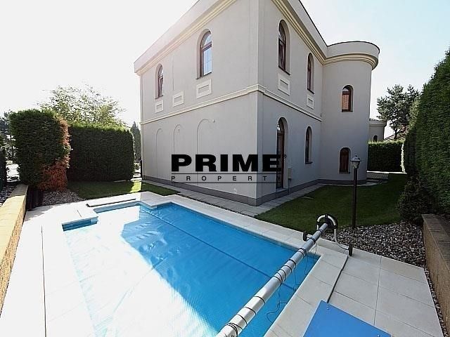 Pronájem rodinný dům - Nebušická, Praha, 270 m²