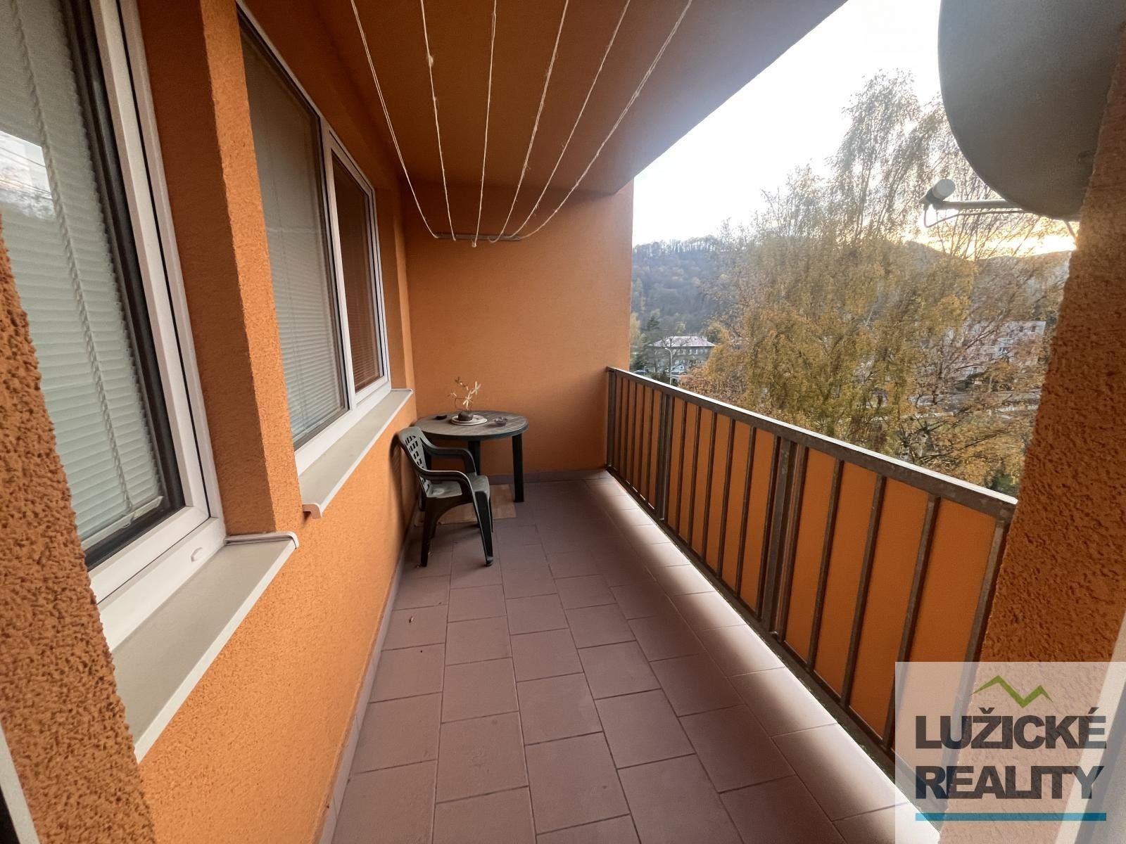 Prodej byt 3+1 - Sídliště, Benešov nad Ploučnicí, 675 m²