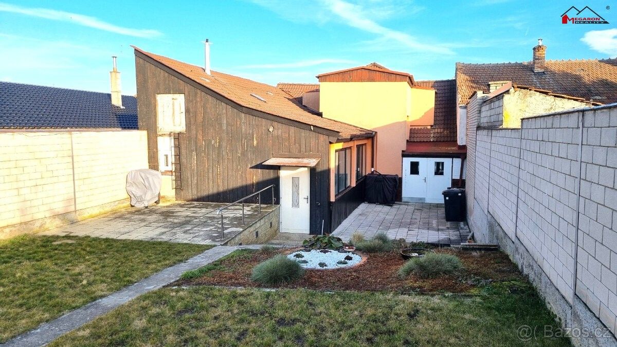 Prodej rodinný dům - Kostice u Břeclavě, 691 52