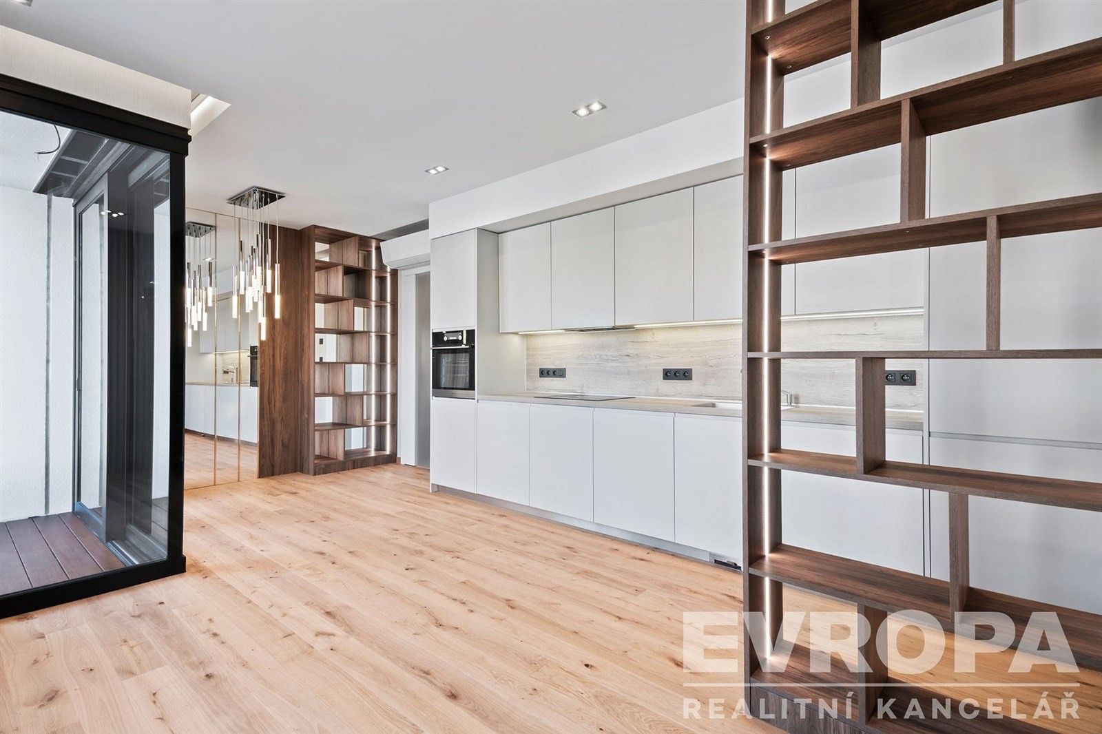 1+kk, U Petřin, Praha, 35 m²