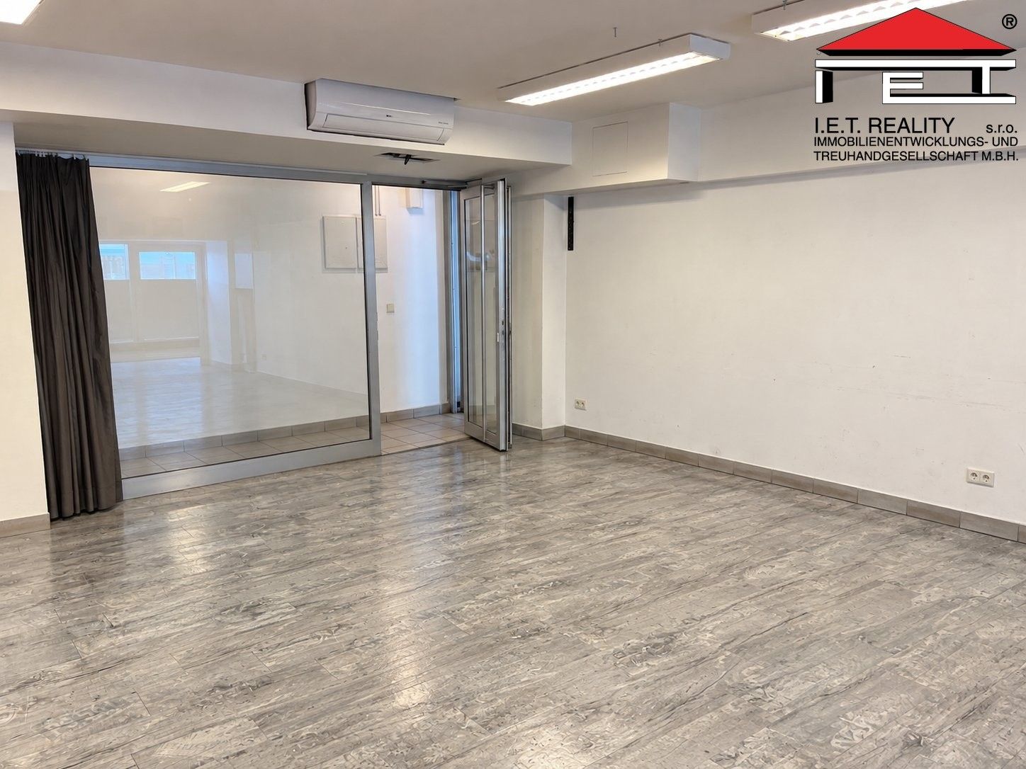 Pronájem obchodní prostory - Masarykova, Brno, 30 m² - 2