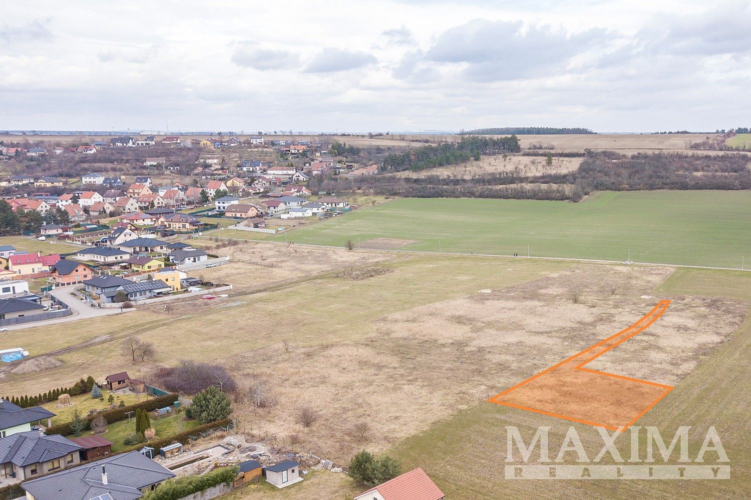 Pozemek pro bydlení, 896 m²