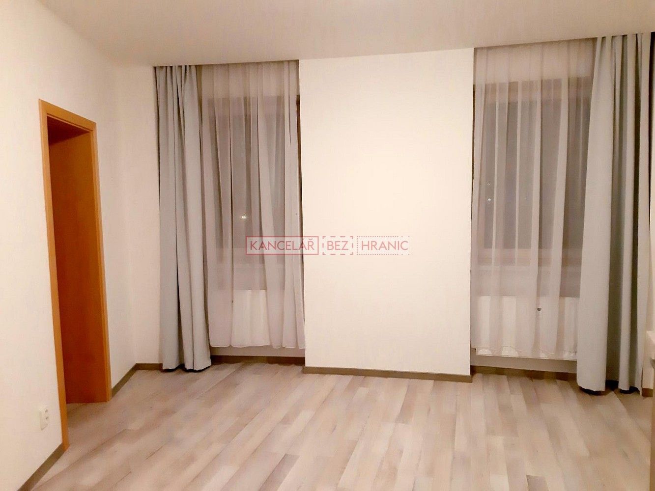 Pronájem byt 1+kk - nám. 3. května, Otrokovice, okres Zlín, 24 m² - 5
