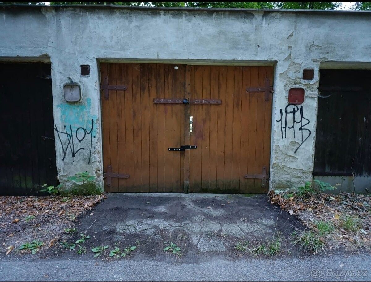Garáže, Poděbrady, 290 01 - 2