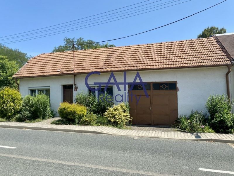 Prodej rodinný dům - Labuty, 280 m²