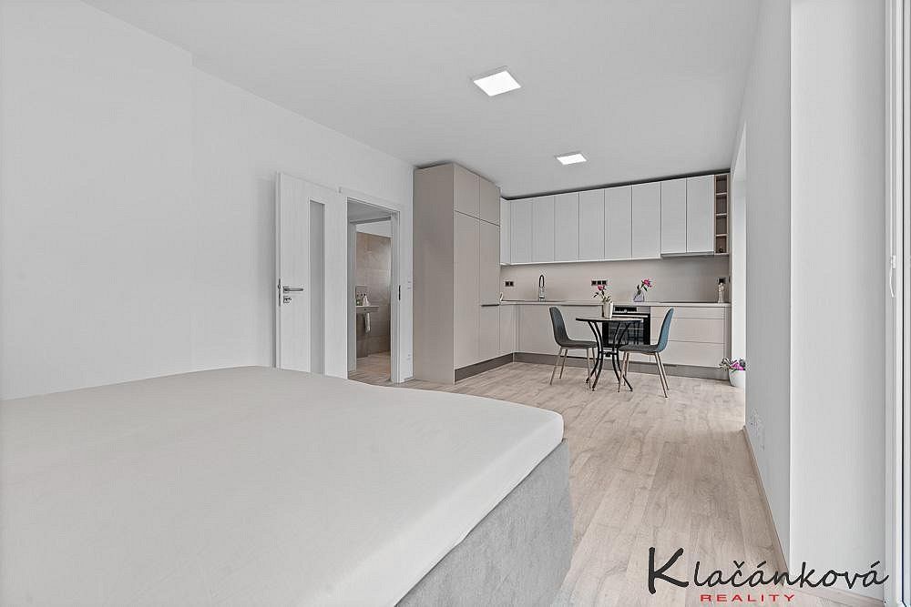 Prodej byt 1+kk - Zlín - Malenovice, Zlínský kraj, 32 m² - 5