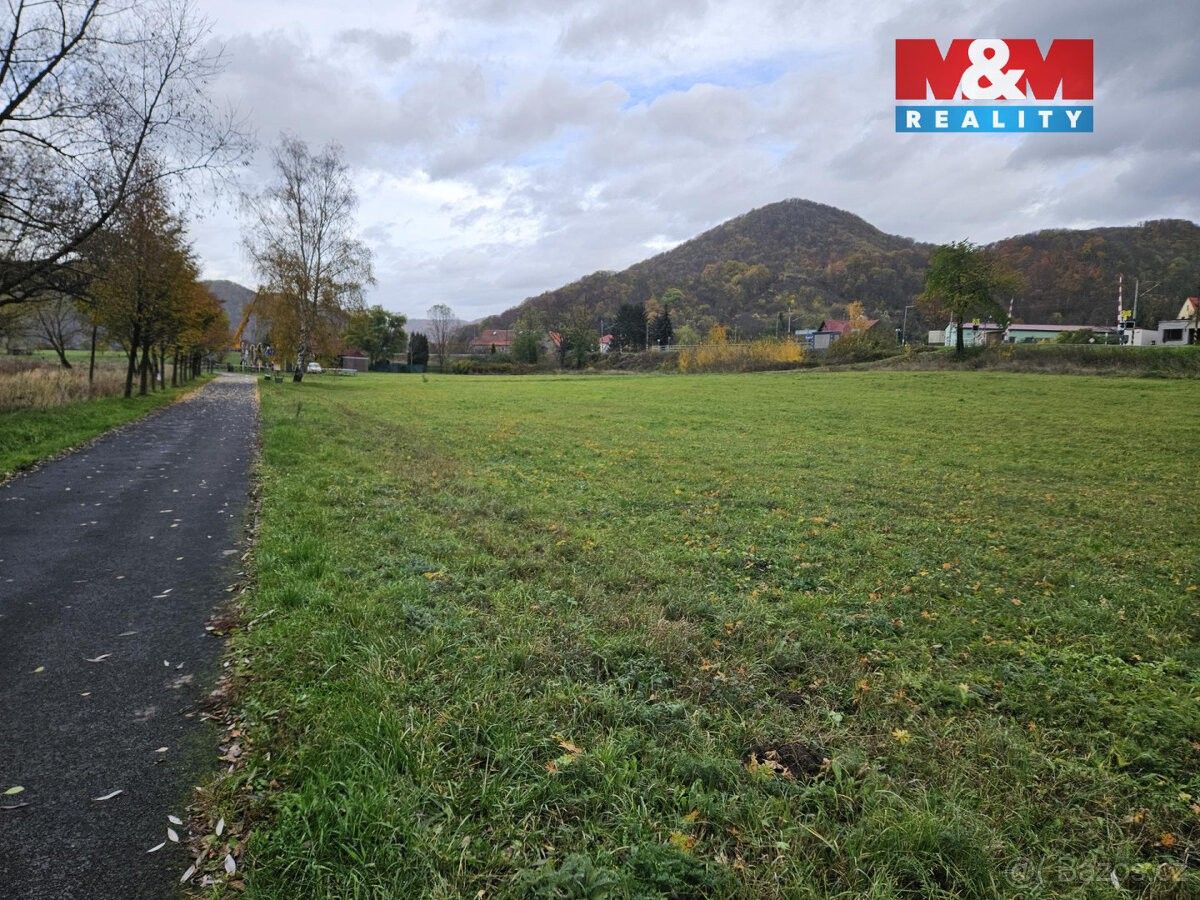 Prodej pozemek pro bydlení - Ústí nad Labem, 400 02