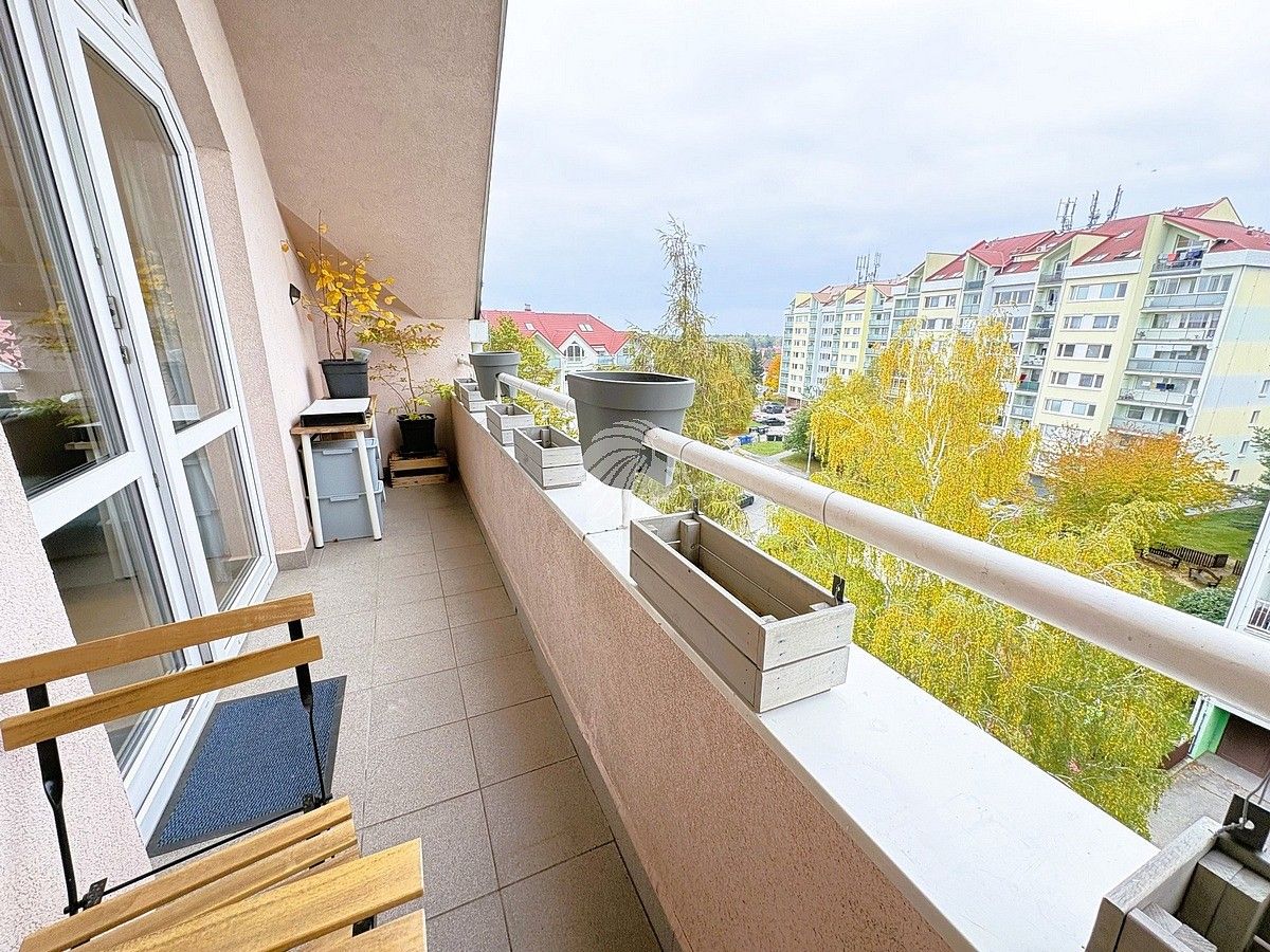 Byt 3+kk · 68 m² · Žiželická, Praha 9 - Újezd nad Lesy - 3