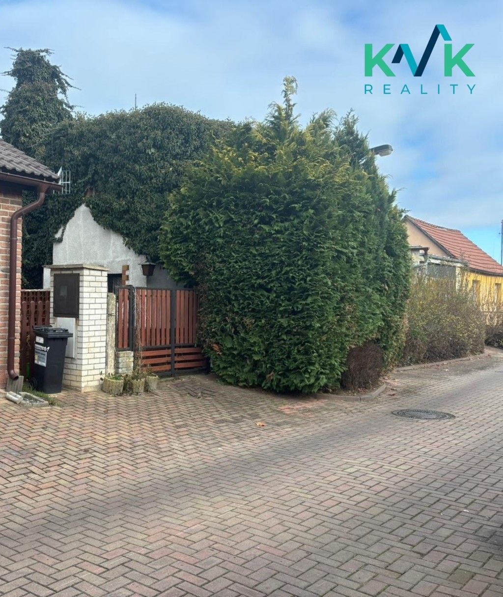 Prodej rodinný dům - Holenická, Praha, 60 m²