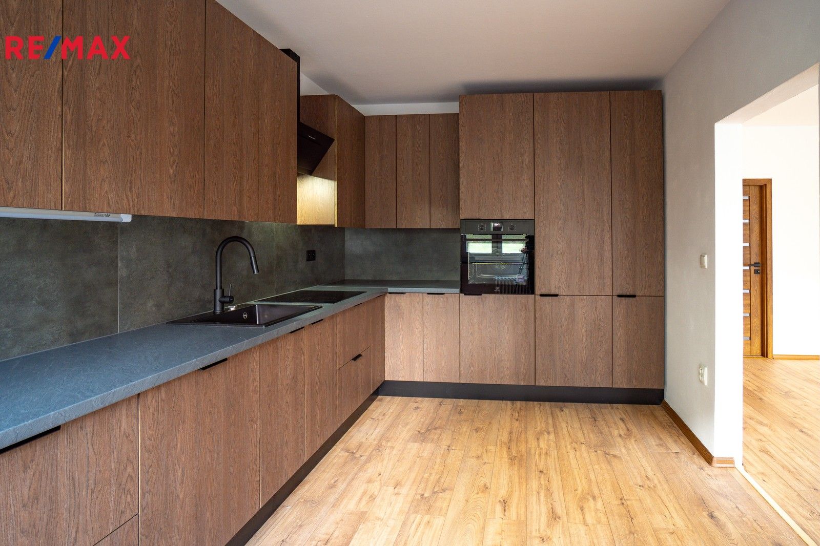 4+1, Javorová 3034, Teplice, 75 m²