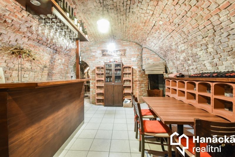 Ostatní, Olomouc, 779 00