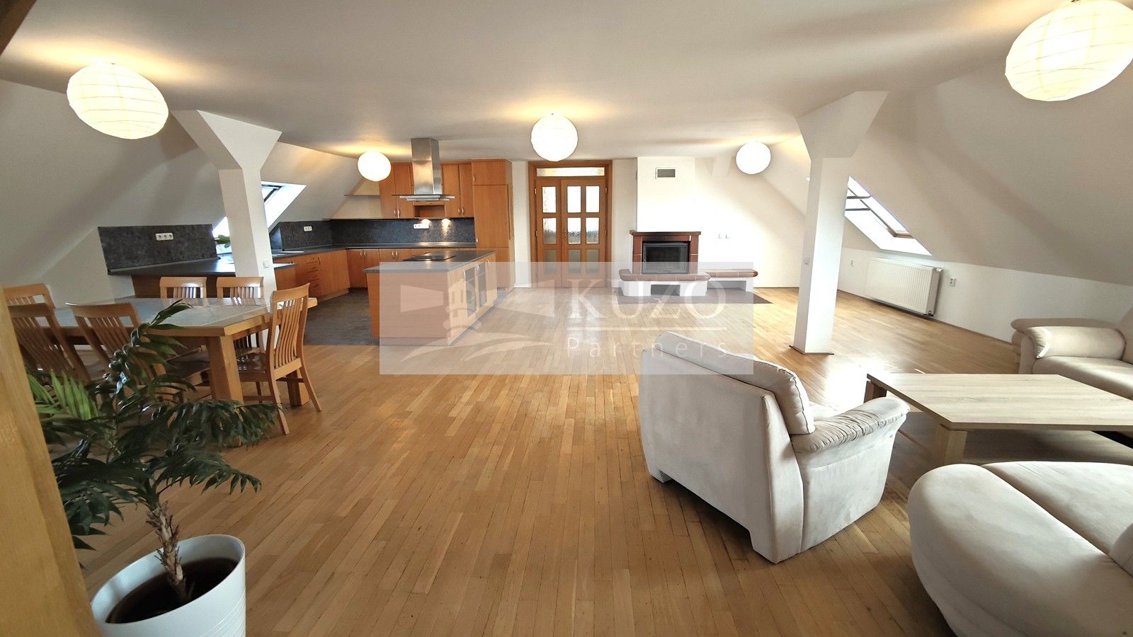 5+kk, Klíčany, 237 m²