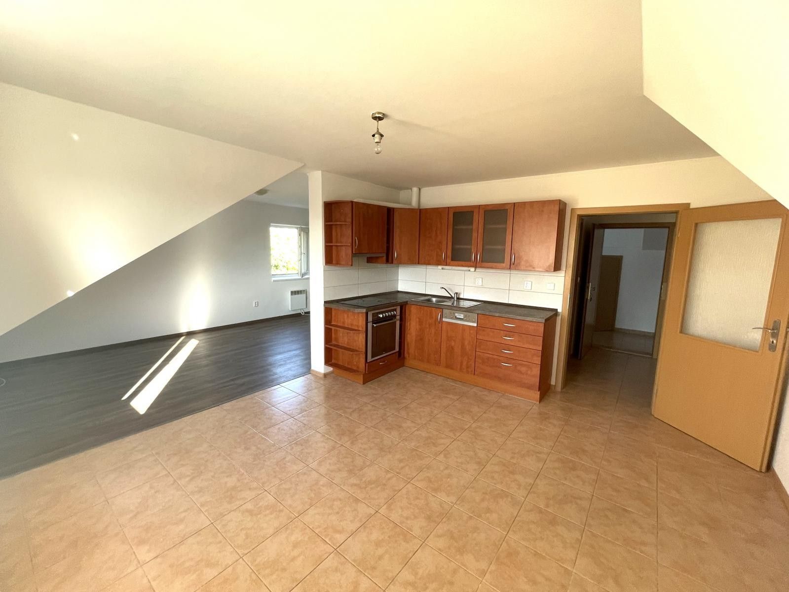 1+kk, náměstí V. Háka, Malšice, 55 m² - 1