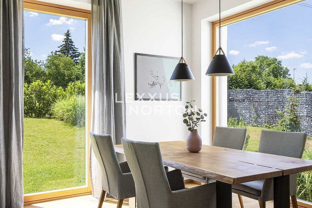 Prodej rodinný dům - Praha - Velká Chuchle, okres Praha 16, Hlavní město Praha, 267 m² - 5
