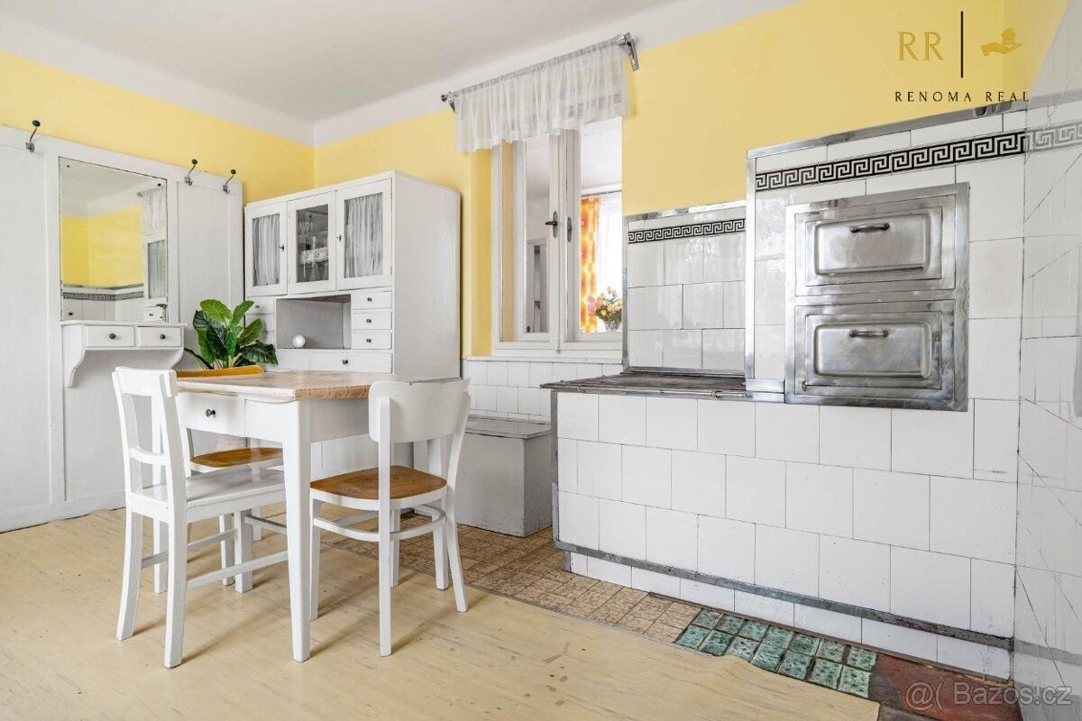 Chaty, Mikulovice, 671 33