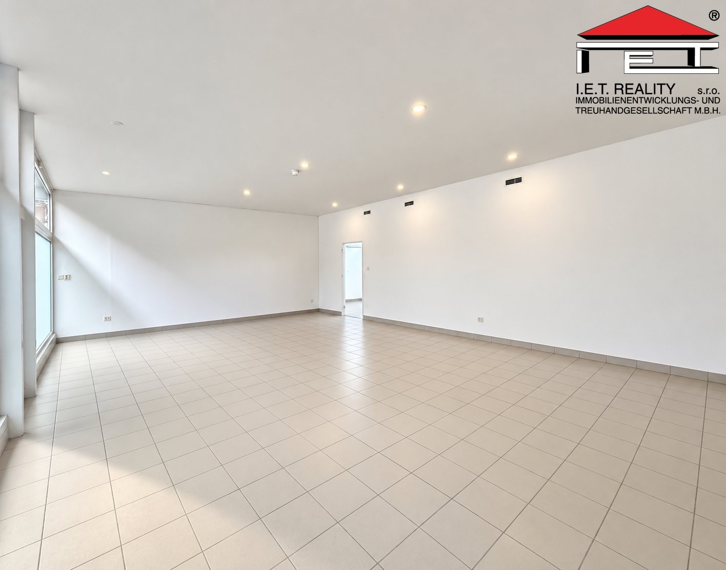 Obchodní prostory · 80 m² · Rokytova, Brno - 3
