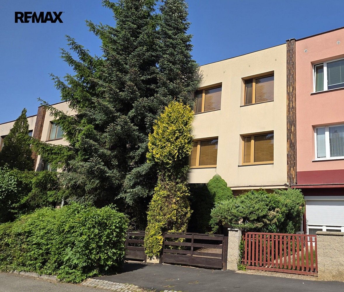 Rodinné domy, Praha - Čimice, okres Praha 8, Hlavní město Praha, 250 m² - 2