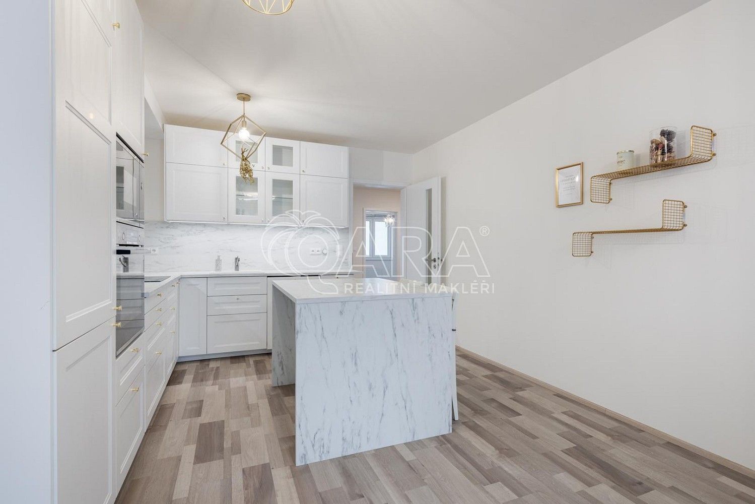 Pronájem byt 3+kk - Strnadových, Praha 9 - Vysočany, 83 m² - 5